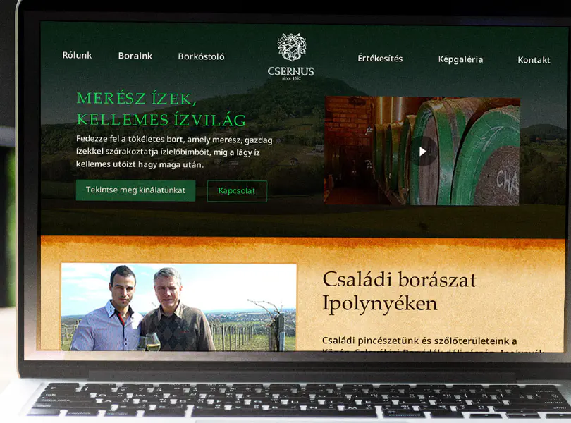 A Csernus pincészet weboldalának előnézete egy laptopon